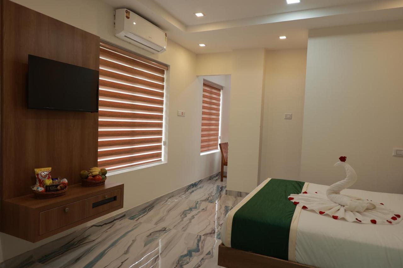 Delano Residency Hotel Kaliyal ภายนอก รูปภาพ