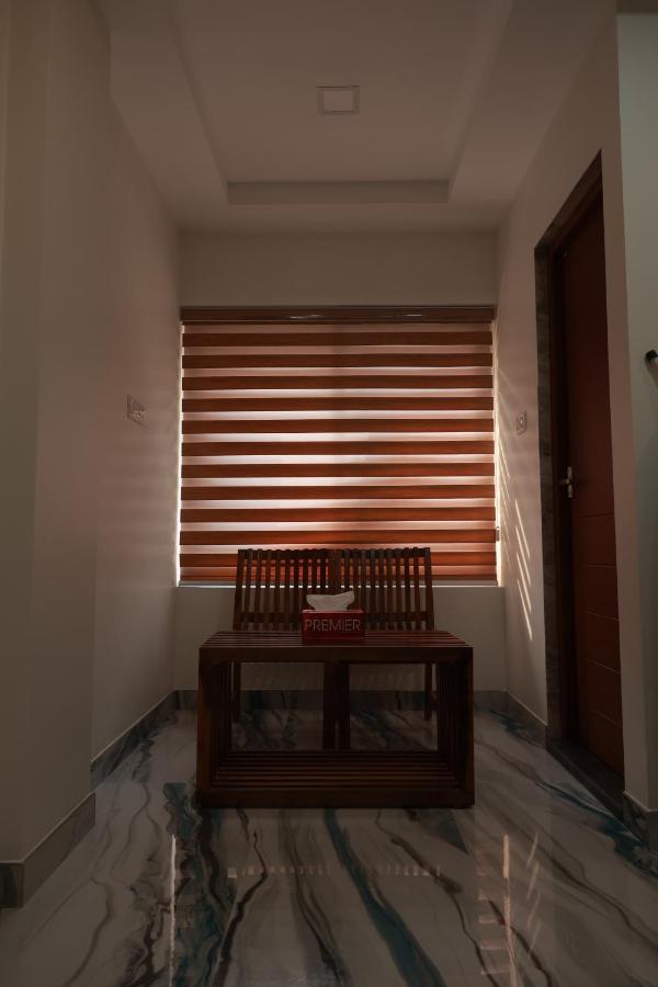 Delano Residency Hotel Kaliyal ภายนอก รูปภาพ