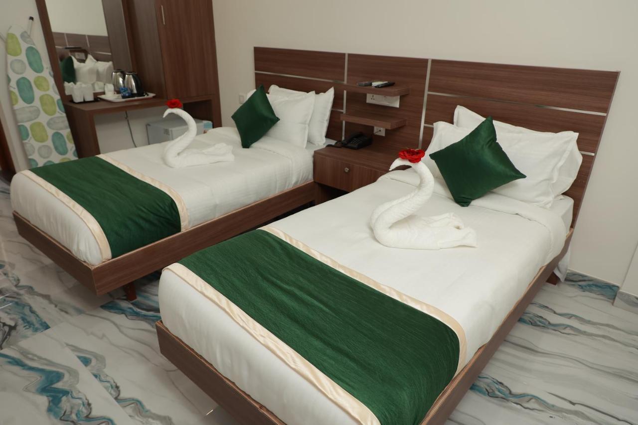 Delano Residency Hotel Kaliyal ภายนอก รูปภาพ