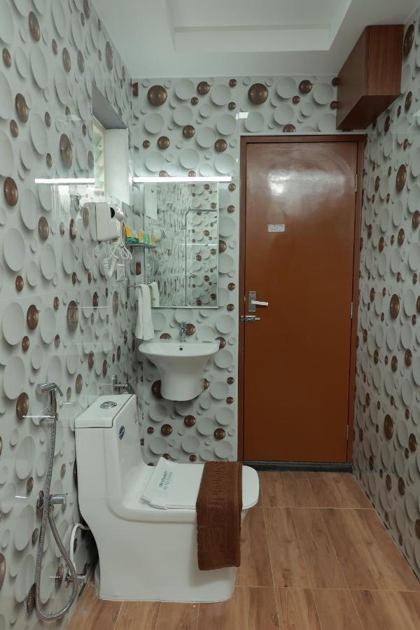 Delano Residency Hotel Kaliyal ภายนอก รูปภาพ