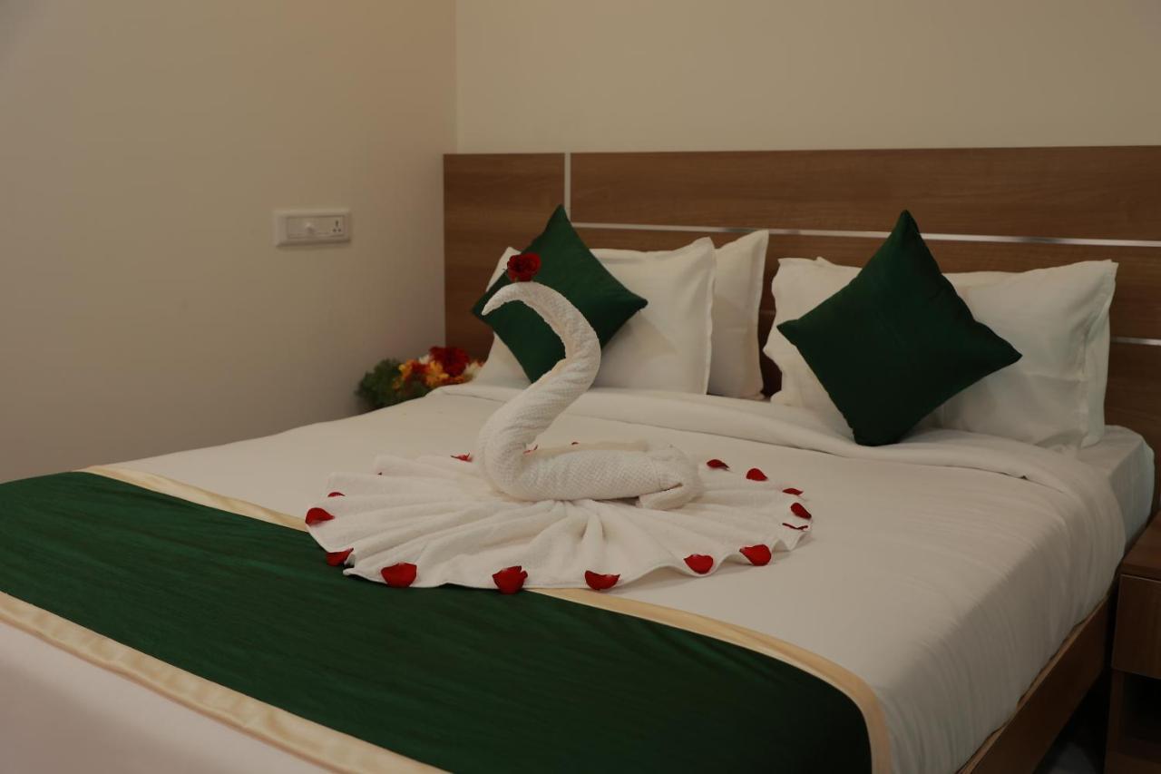 Delano Residency Hotel Kaliyal ภายนอก รูปภาพ