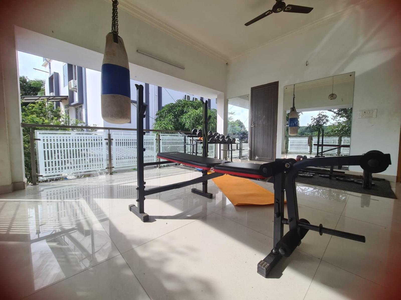 Delano Residency Hotel Kaliyal ภายนอก รูปภาพ